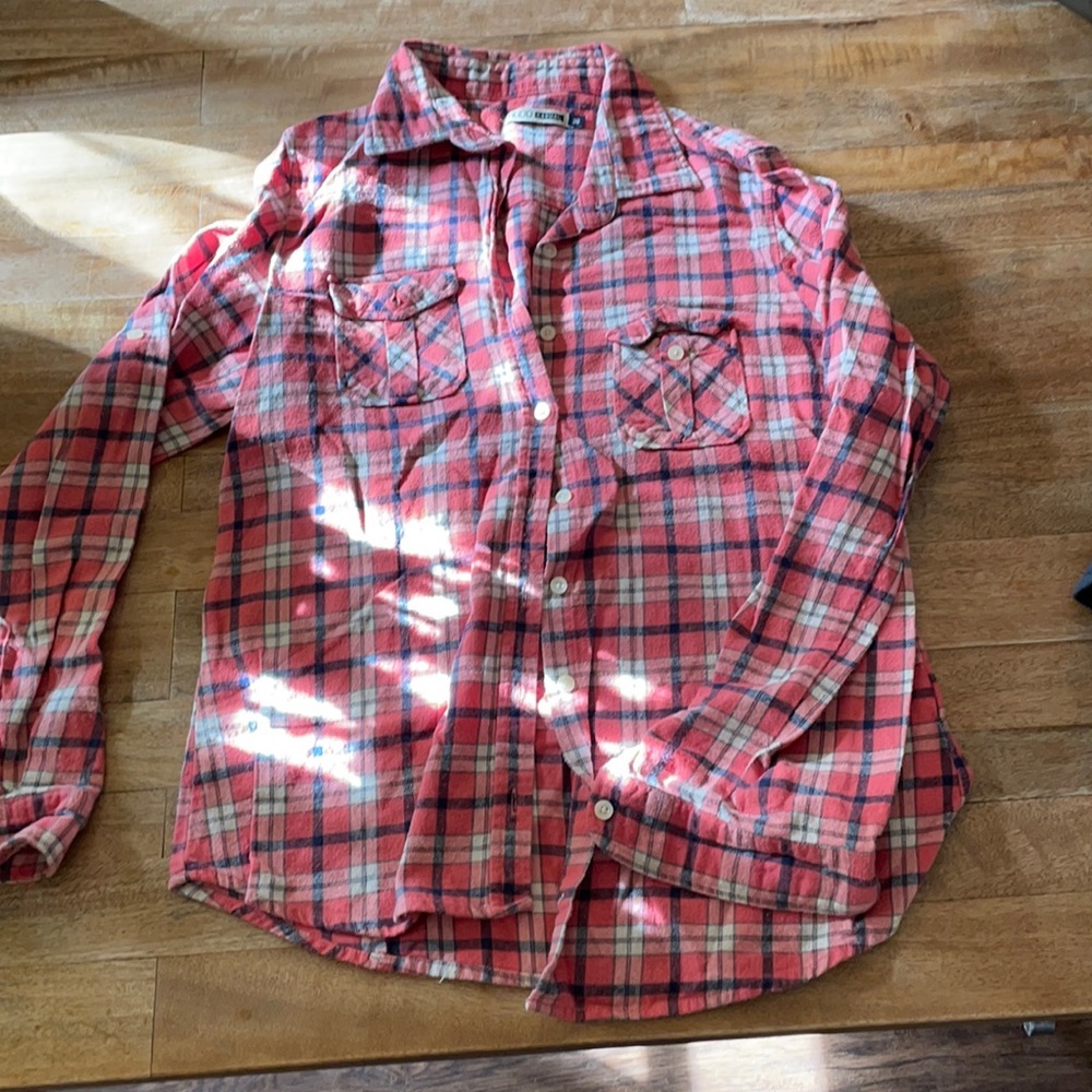 MUDO Casual size 36 (medium in US size) flannel